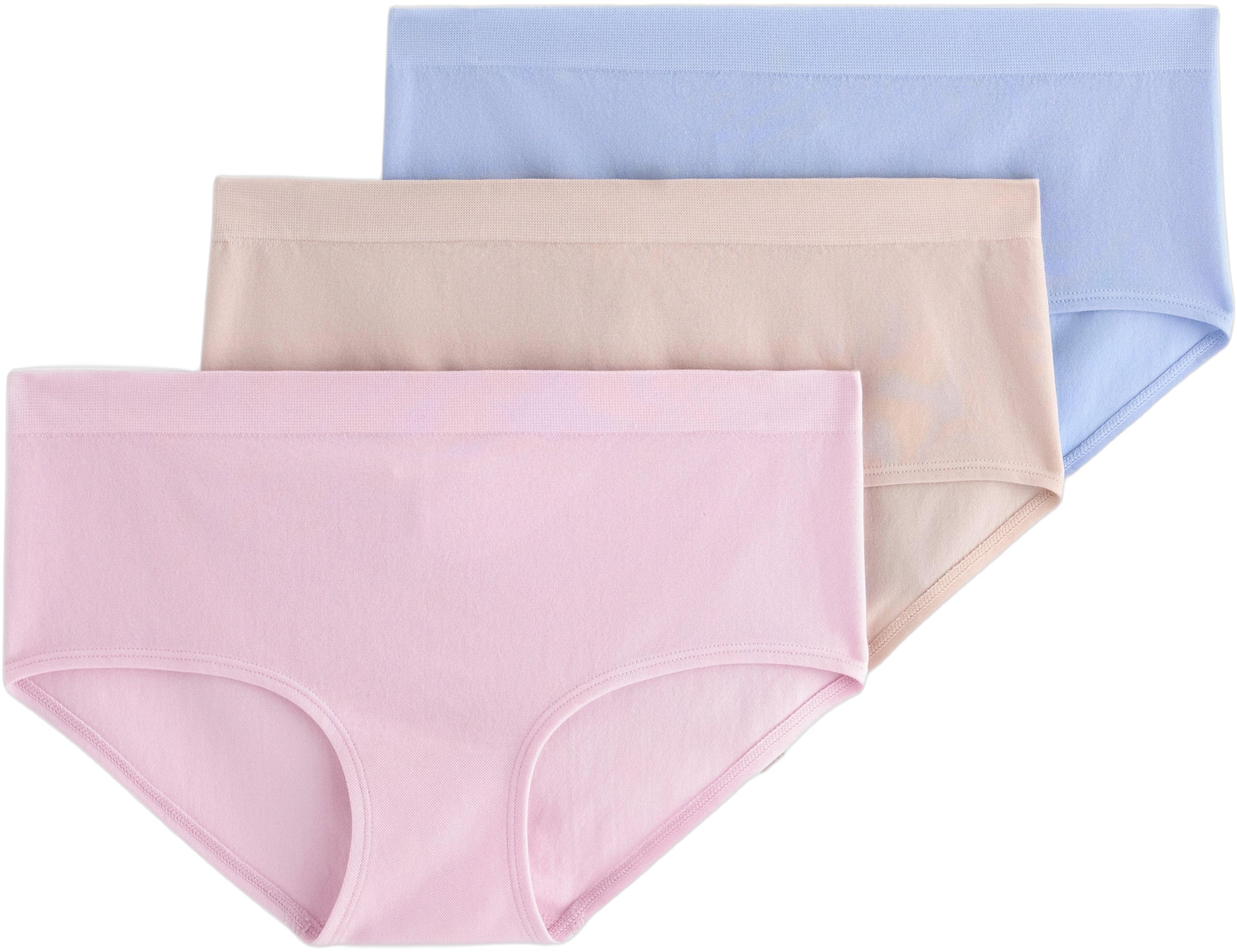 Soft, Stretchy Briefs With Regular