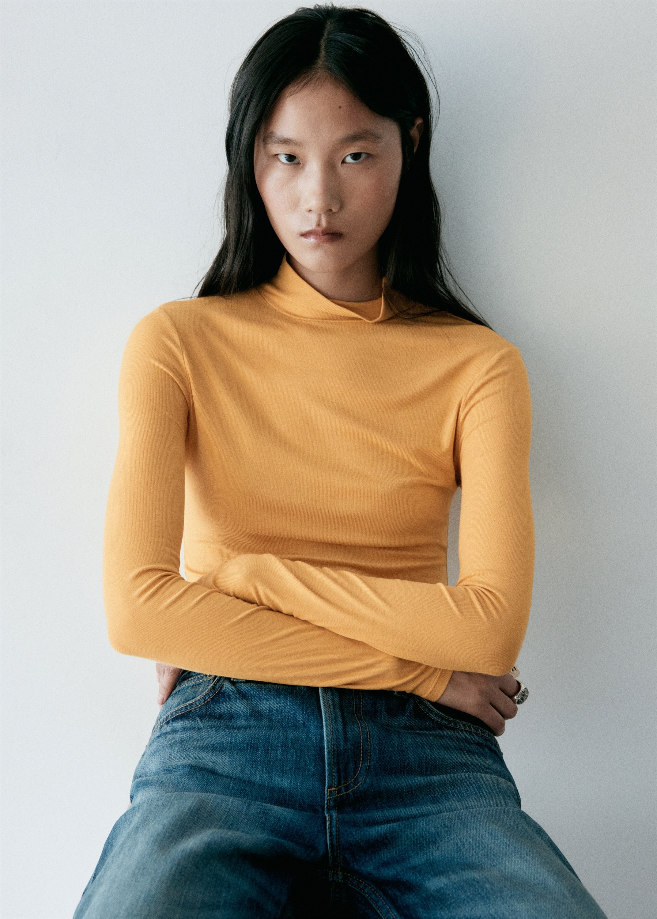 Ribbed High Neck Tshirt