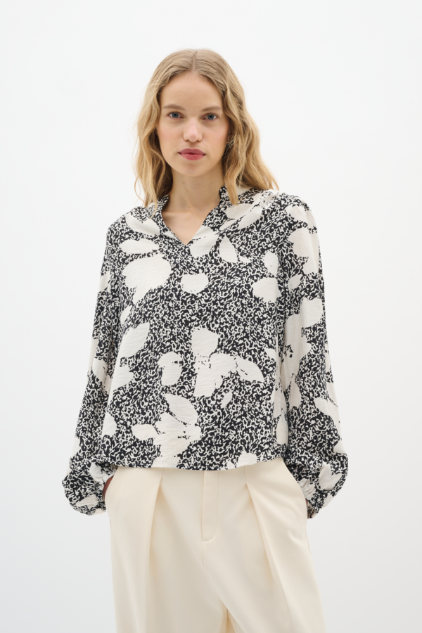 Idanaiw Blouse