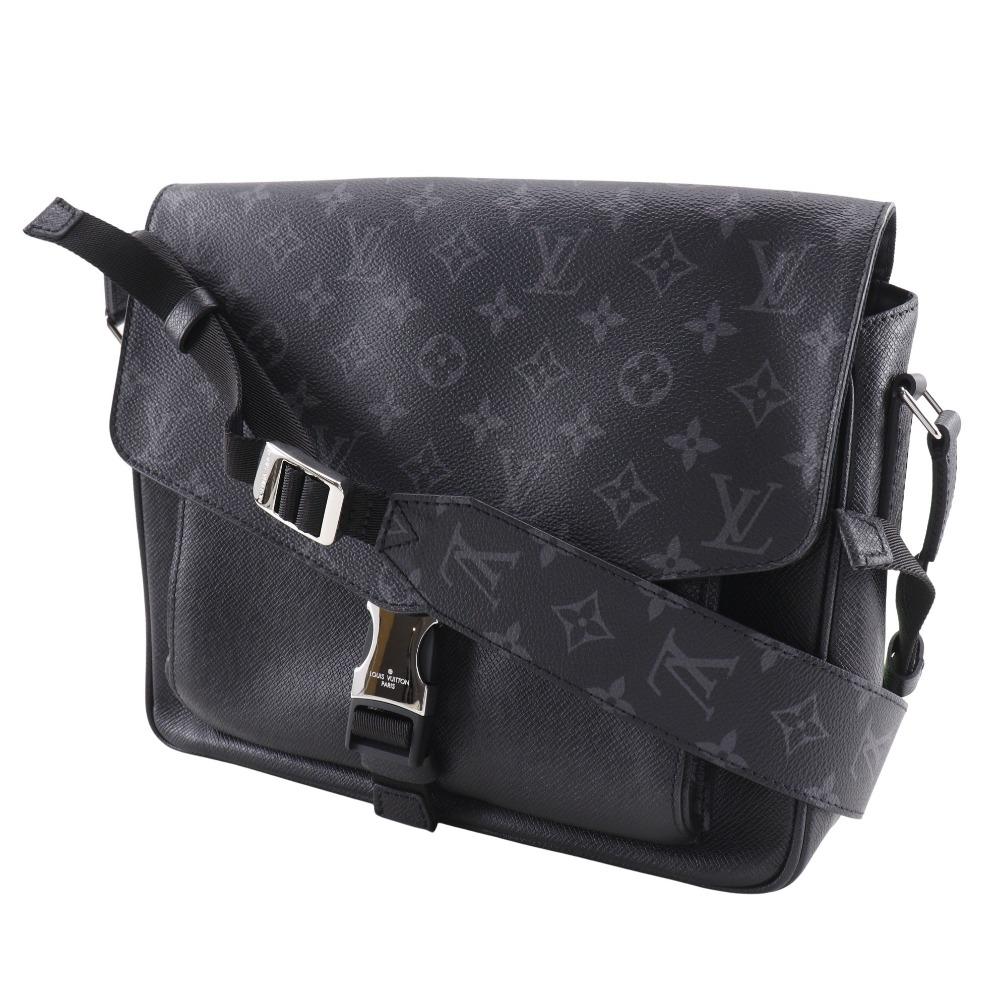 Louis Vuitton Messenger