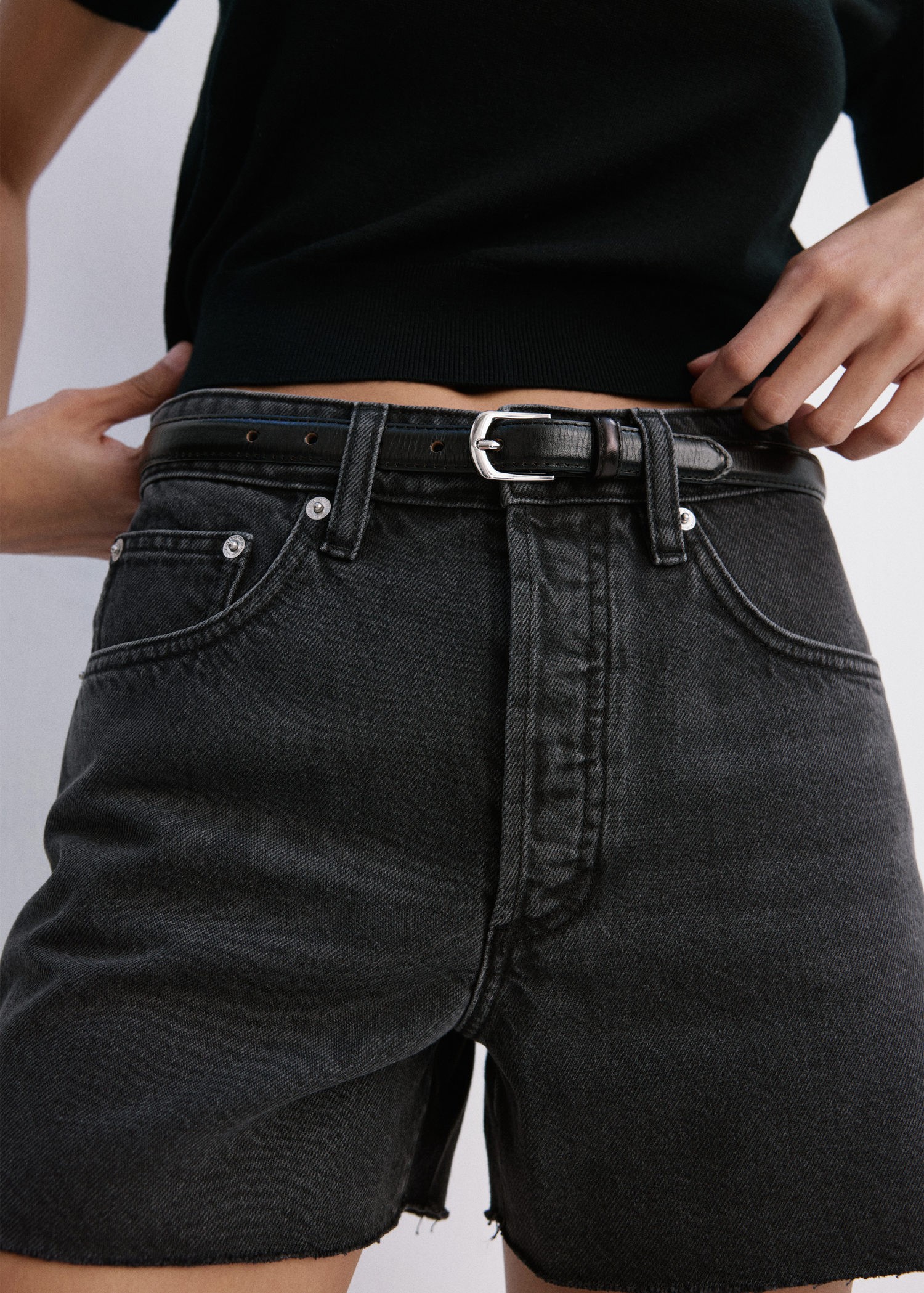 Denim Shorts With Frayed hem