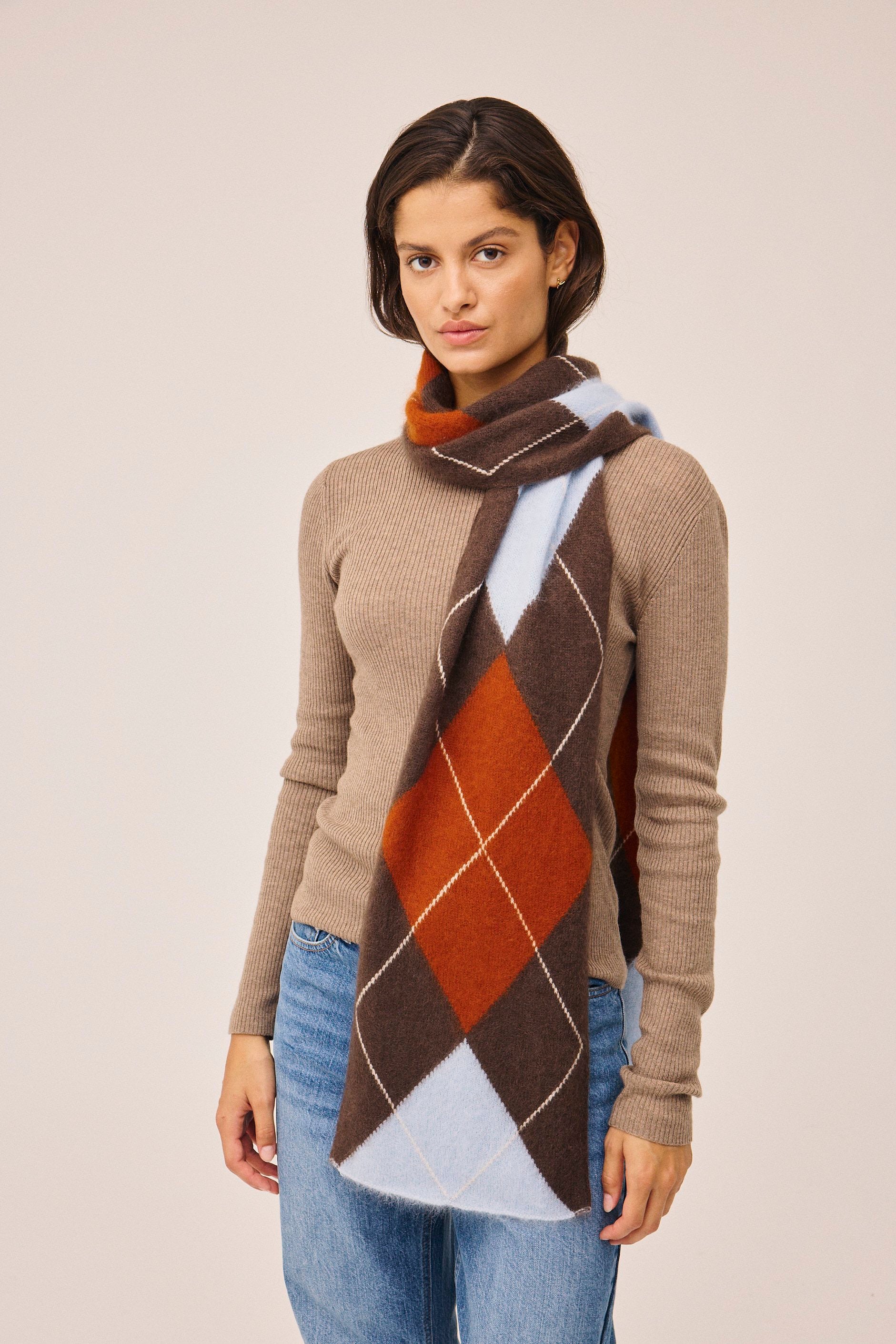 Kathy 7 100% Wool RWS