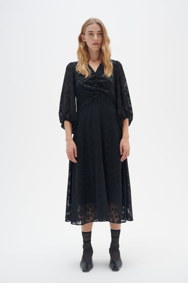 Cisiraiw Dress