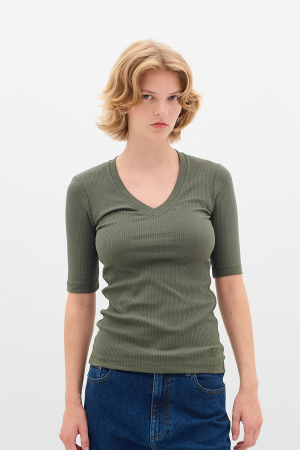 Dagnaiw V Tshirt