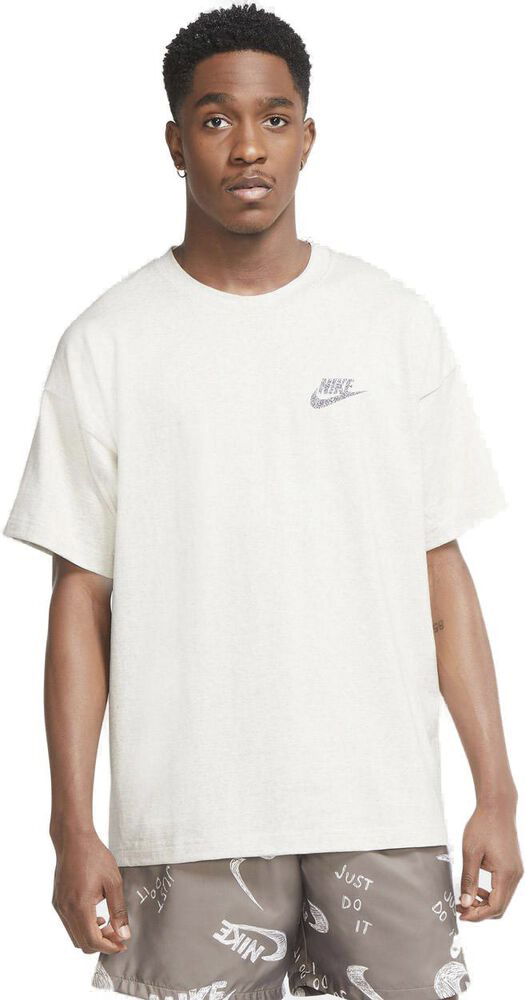 Sportswear Essentials Tshirt - Køb til DKK 180 - Spar 55%