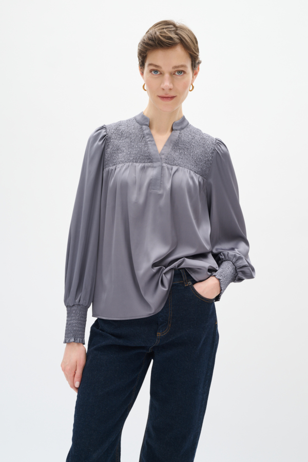 Idinaiw Smock Blouse