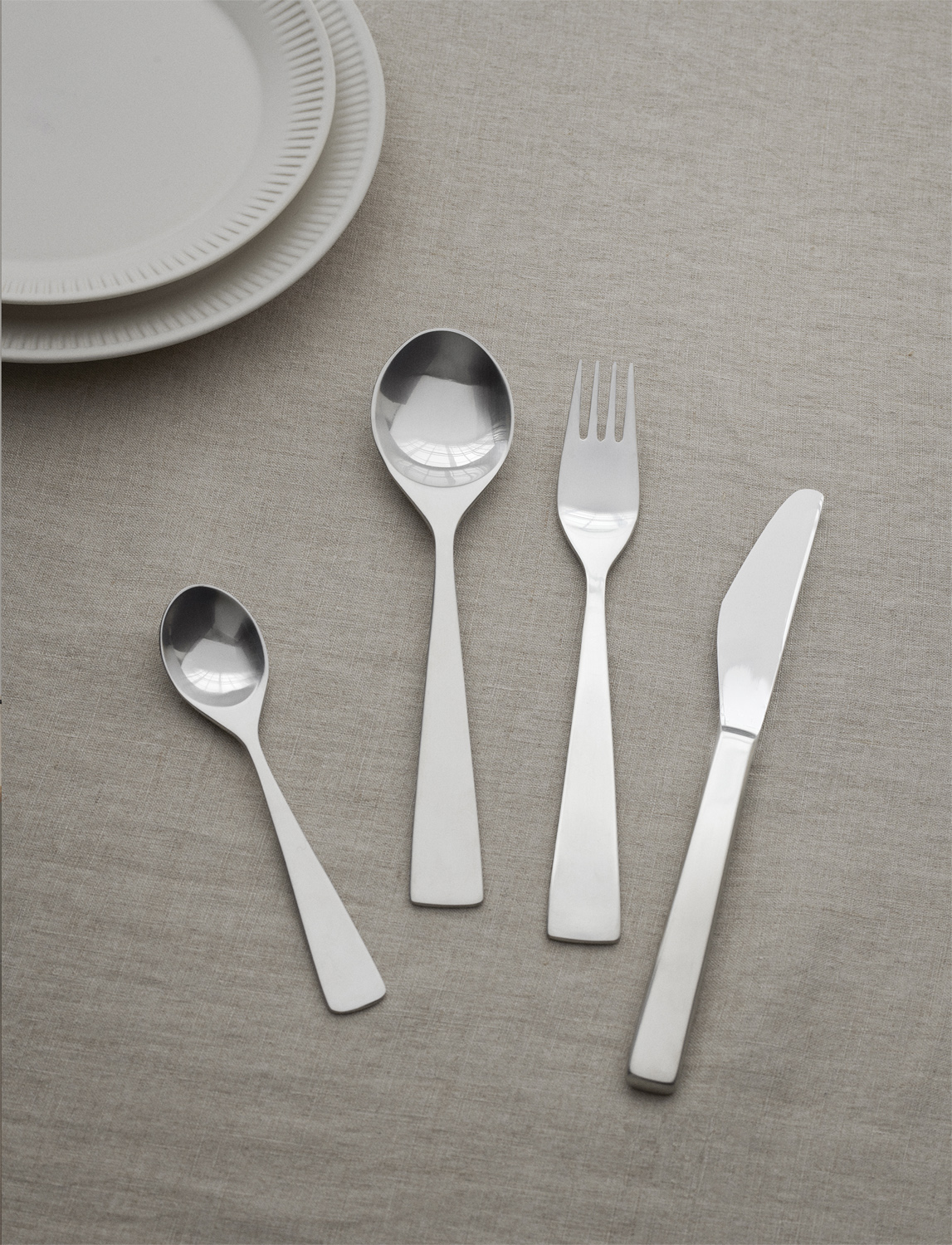 Maya 2000 Bestiksæt 24 Stk Steel