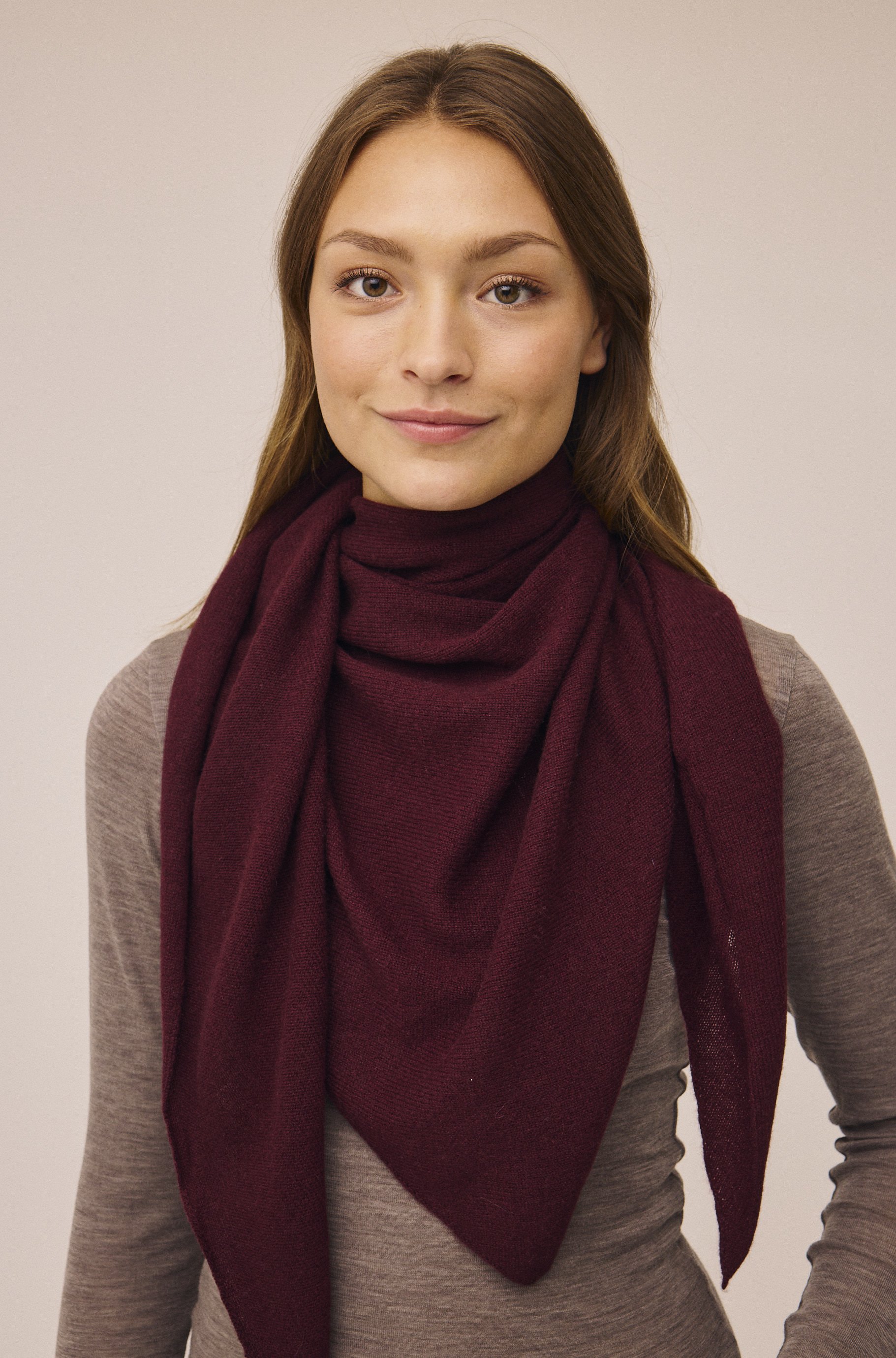 Karrie 3 100% Cashmere GCS