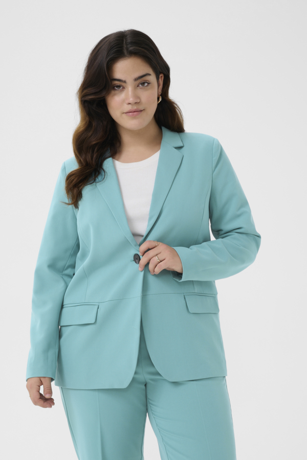 Kcsakira Blazer