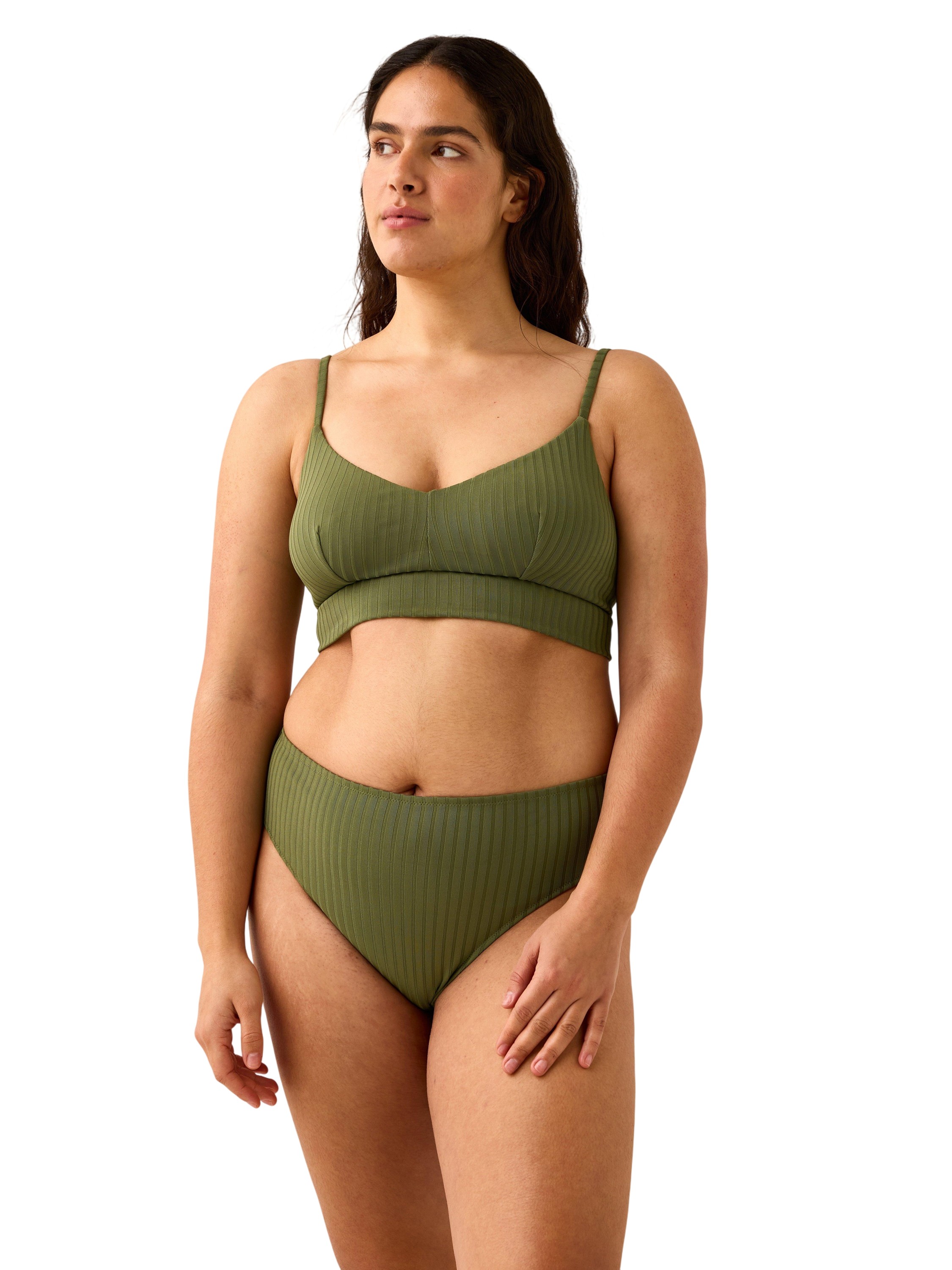 Ribbed, Unpadded Bikini top. - Køb til DKK 104 - Spar 30%
