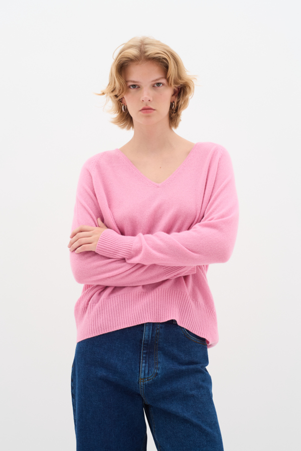 Lukka Vneck Pullover Premium