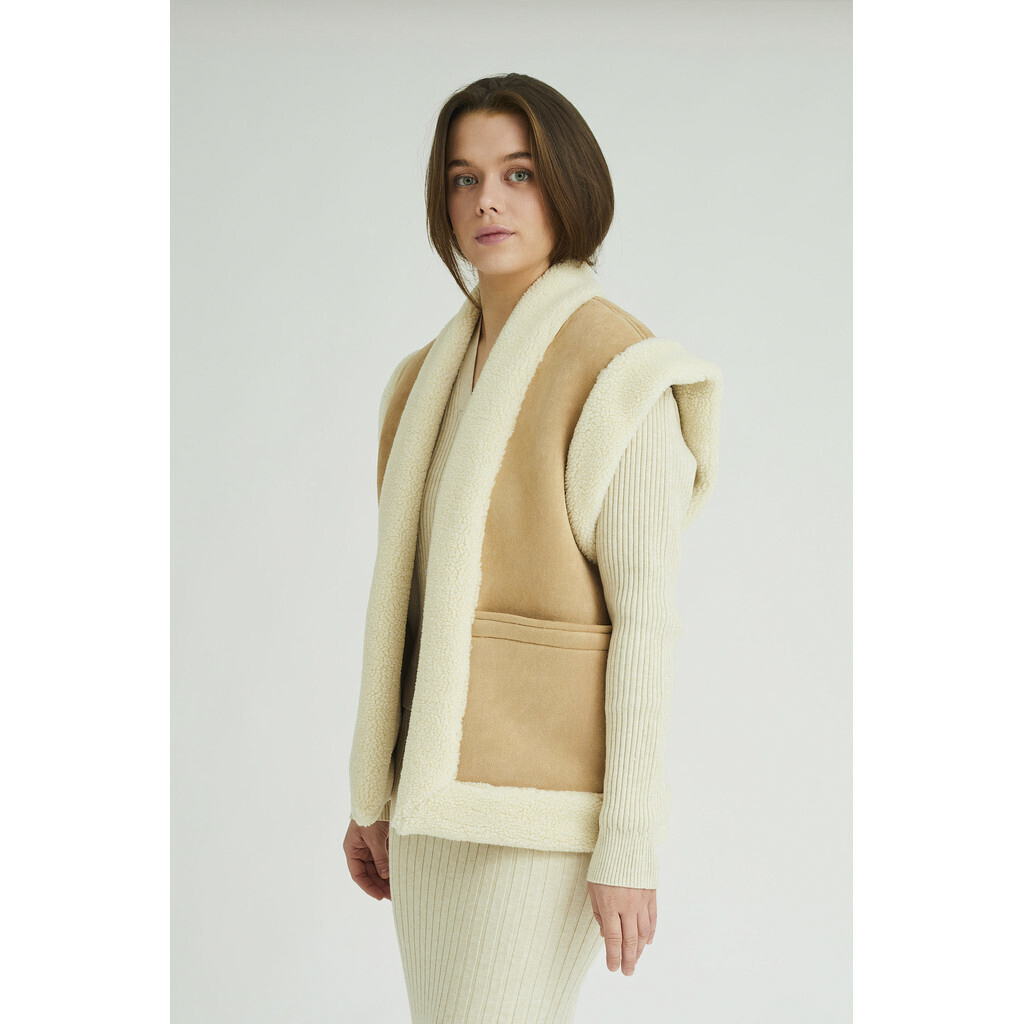 Uria Waistcoat