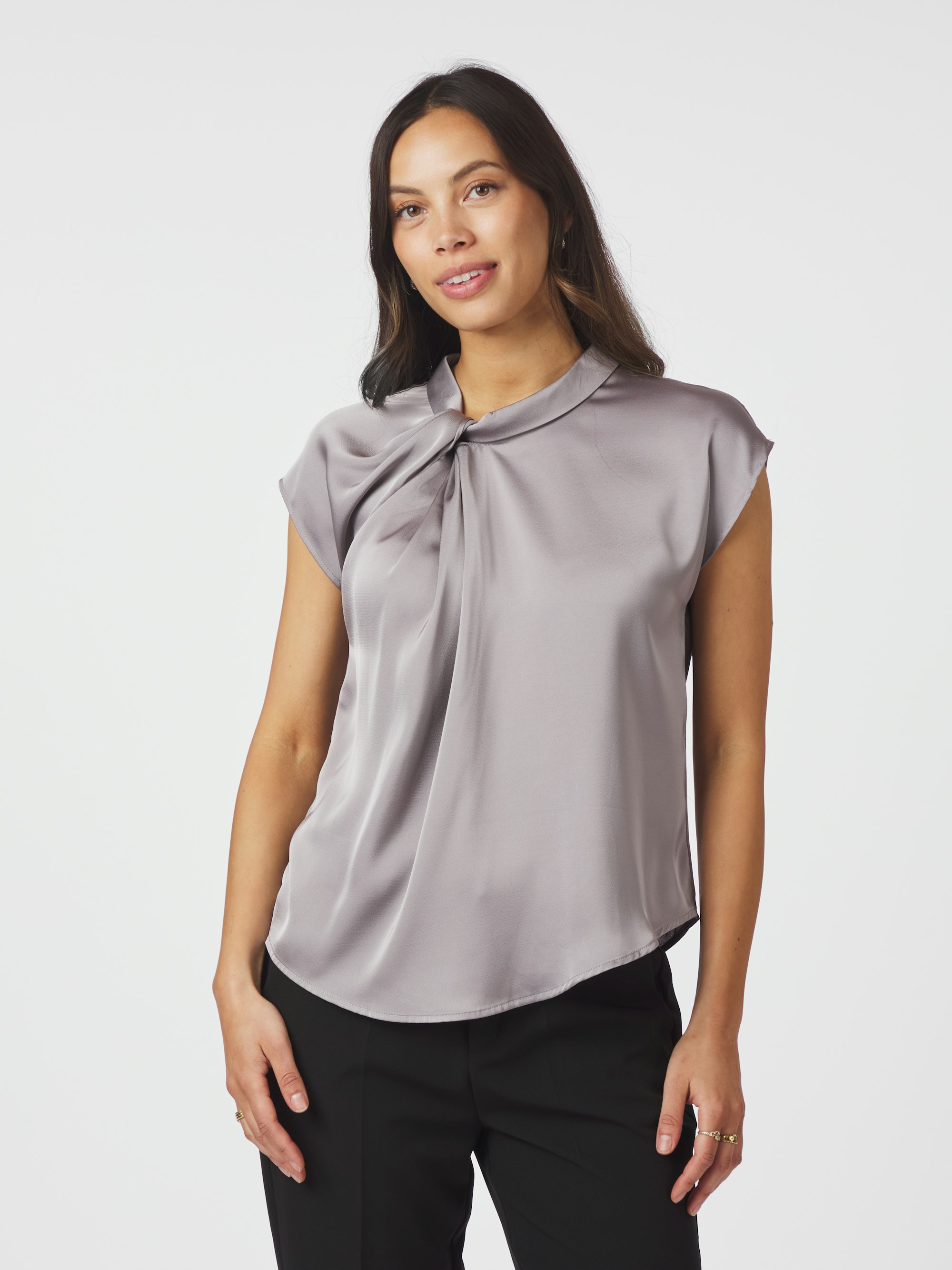 Fleur Drapy Satin Blouse - Køb til DKK 279 - Spar 30%