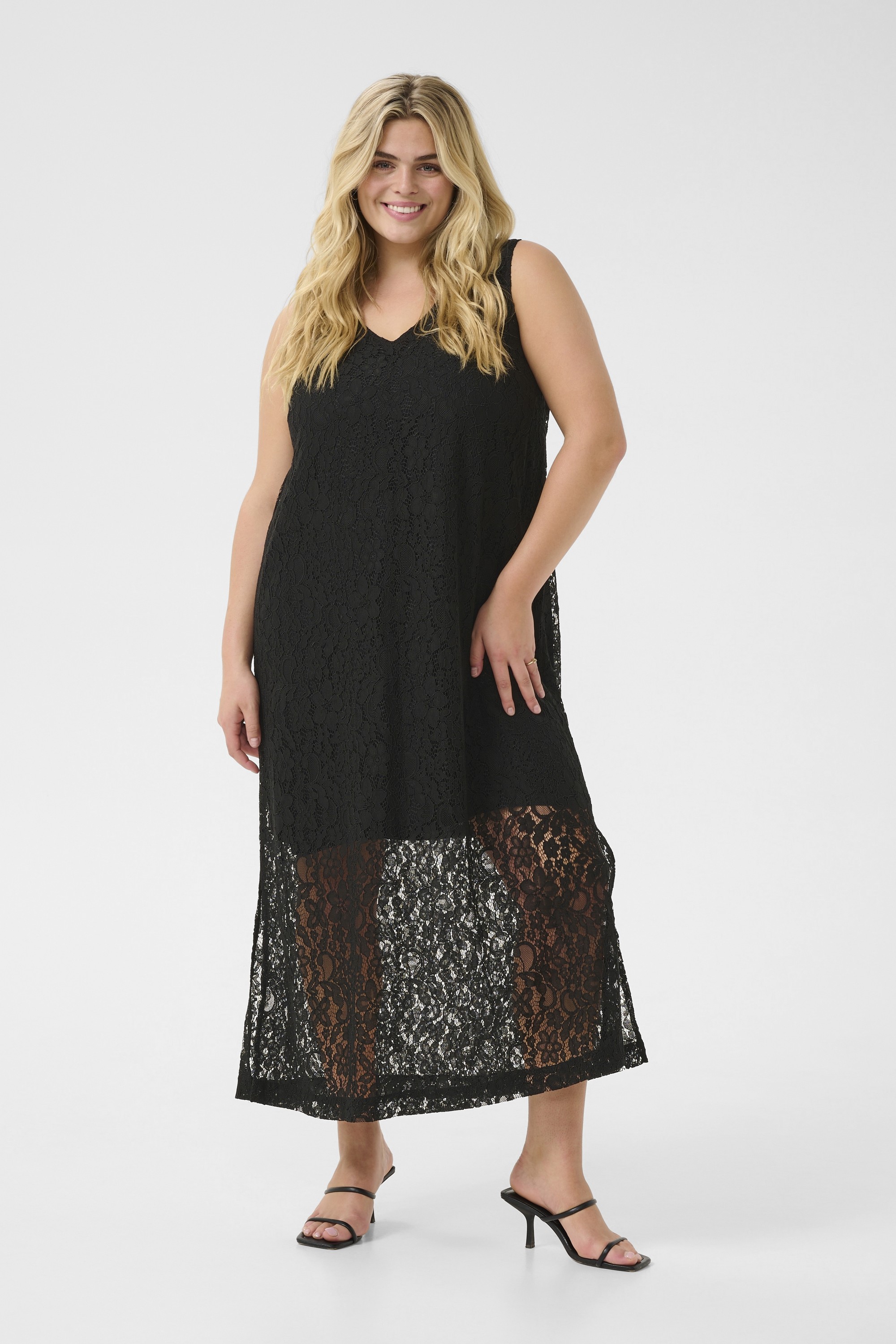 Kclorani Lace Dress