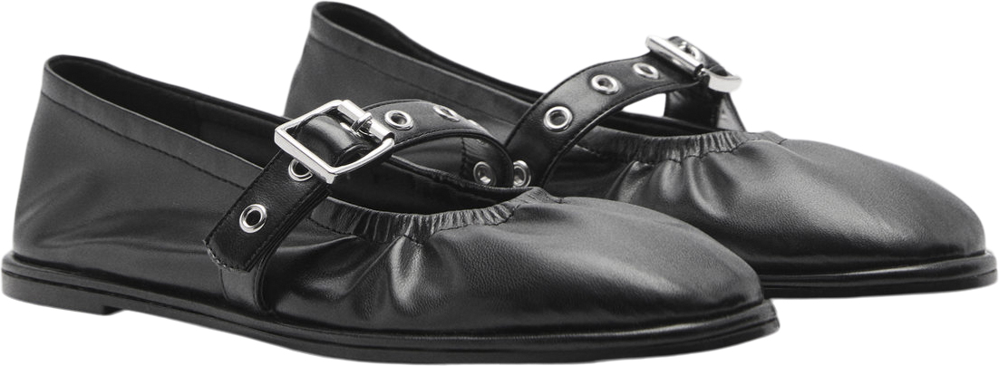 Roundtoe Ballerina Shoes With Buck