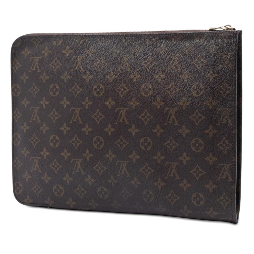 Louis Vuitton Clutch