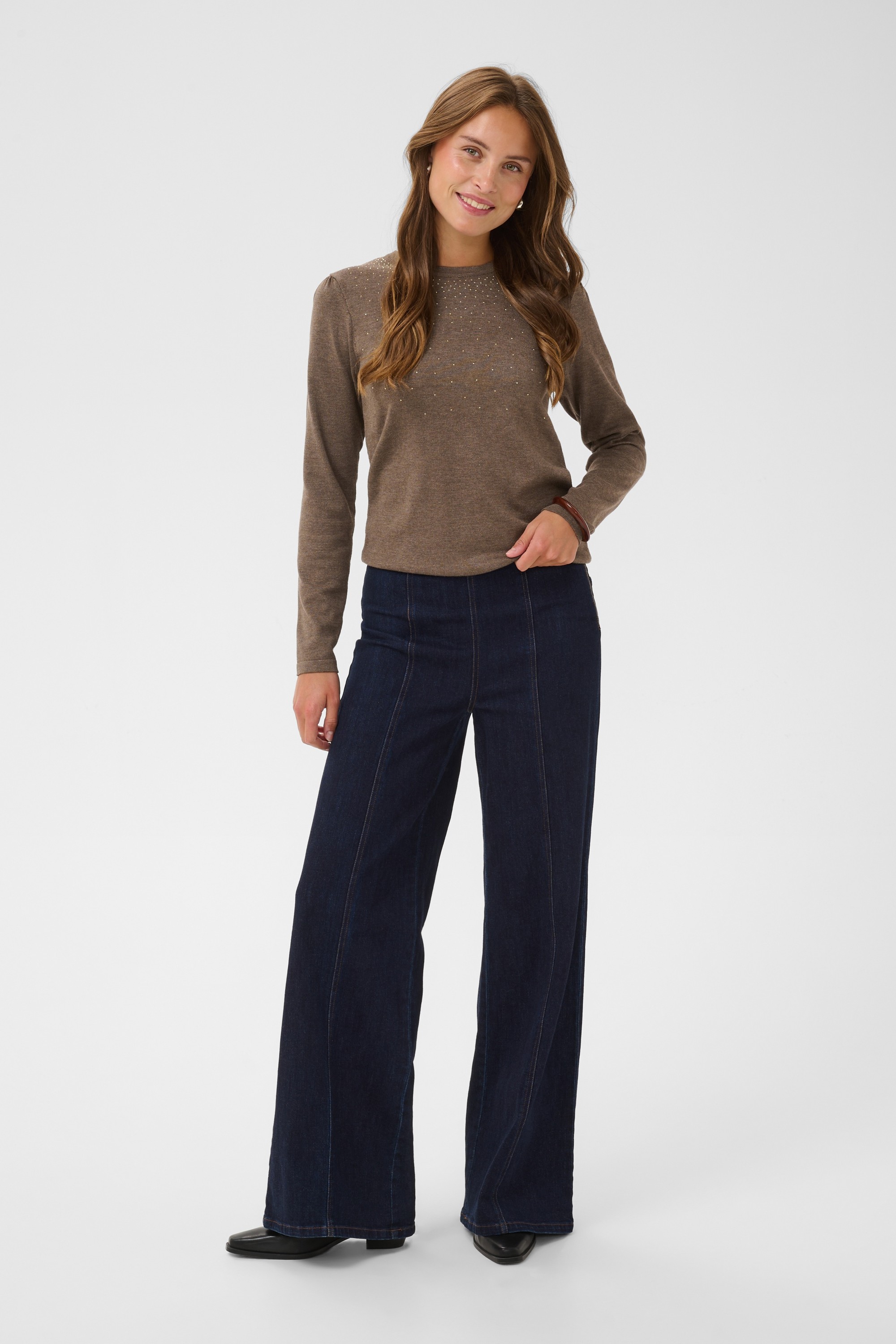 Cherrimsz Pullover