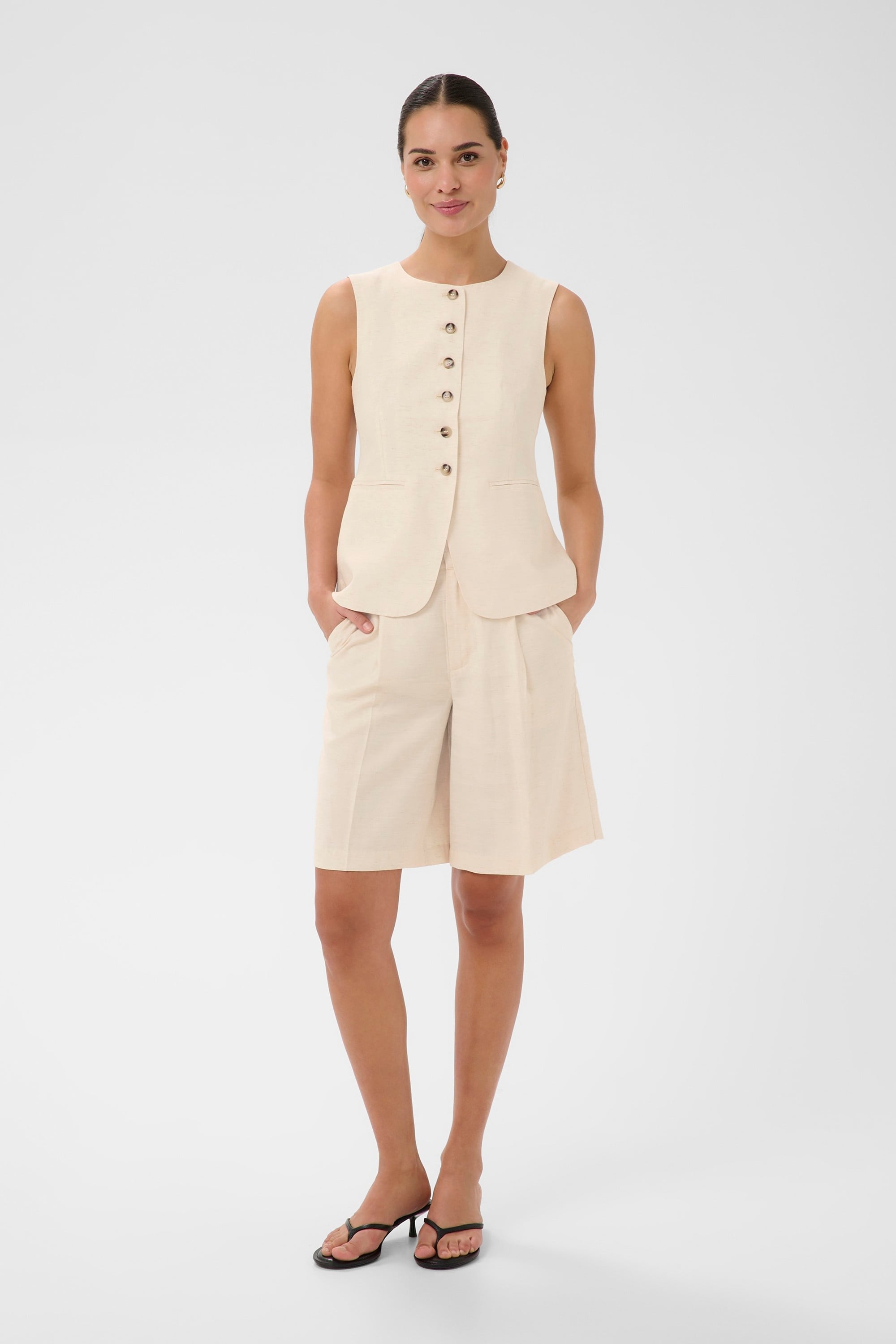Kaannetta HW Shorts