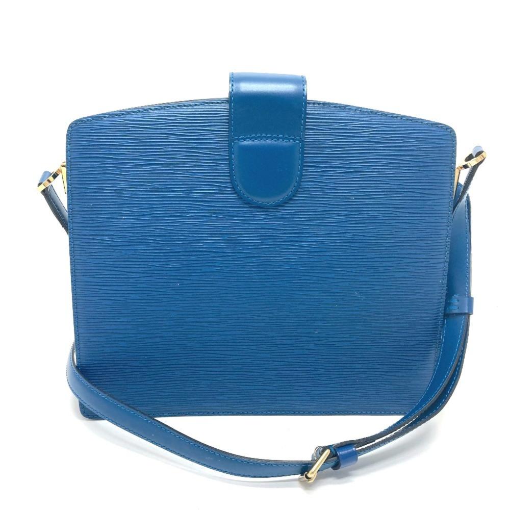 Louis Vuitton Shoulder Bags