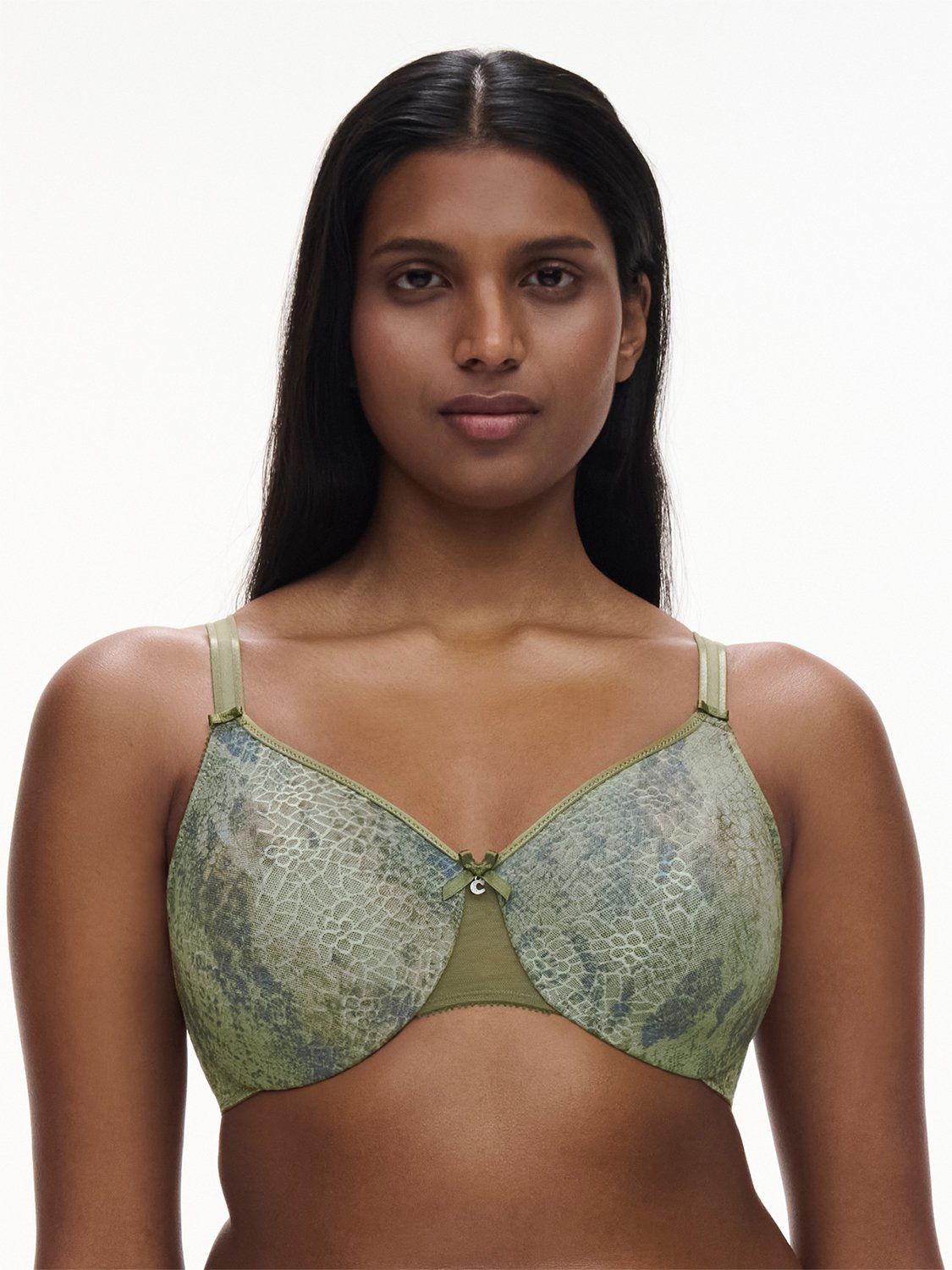 C Magnifique Very Covering Molded Bra - Køb til DKK 201 - Spar 70%