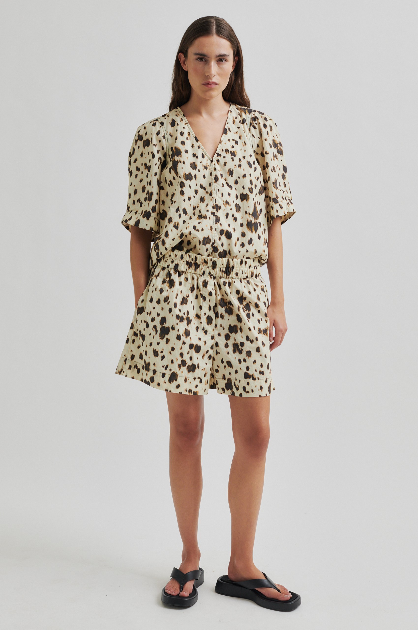 Leoni Shorts