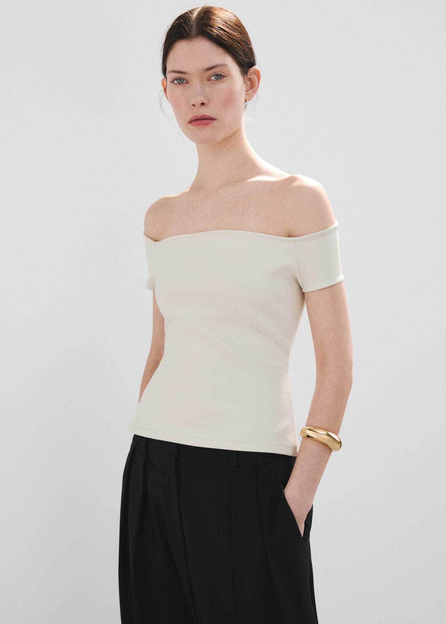 Strapless Fitted top