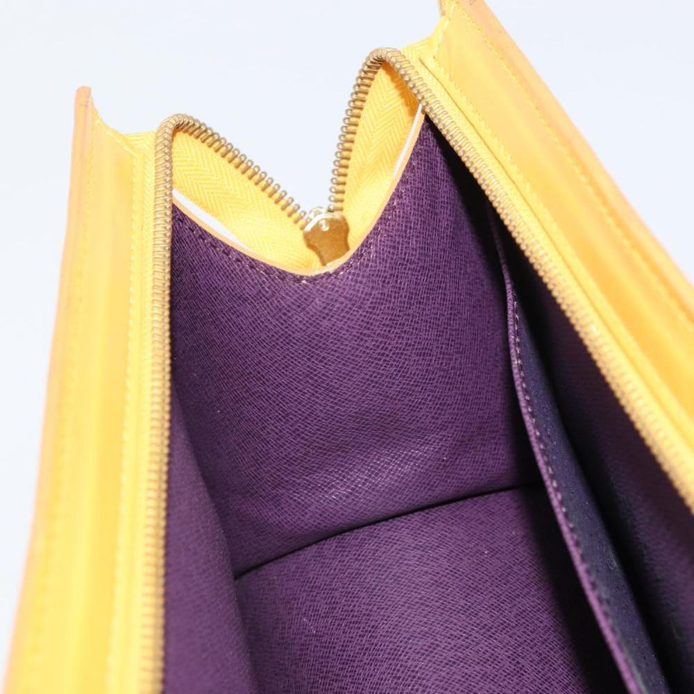 Louis Vuitton Triangle Sac