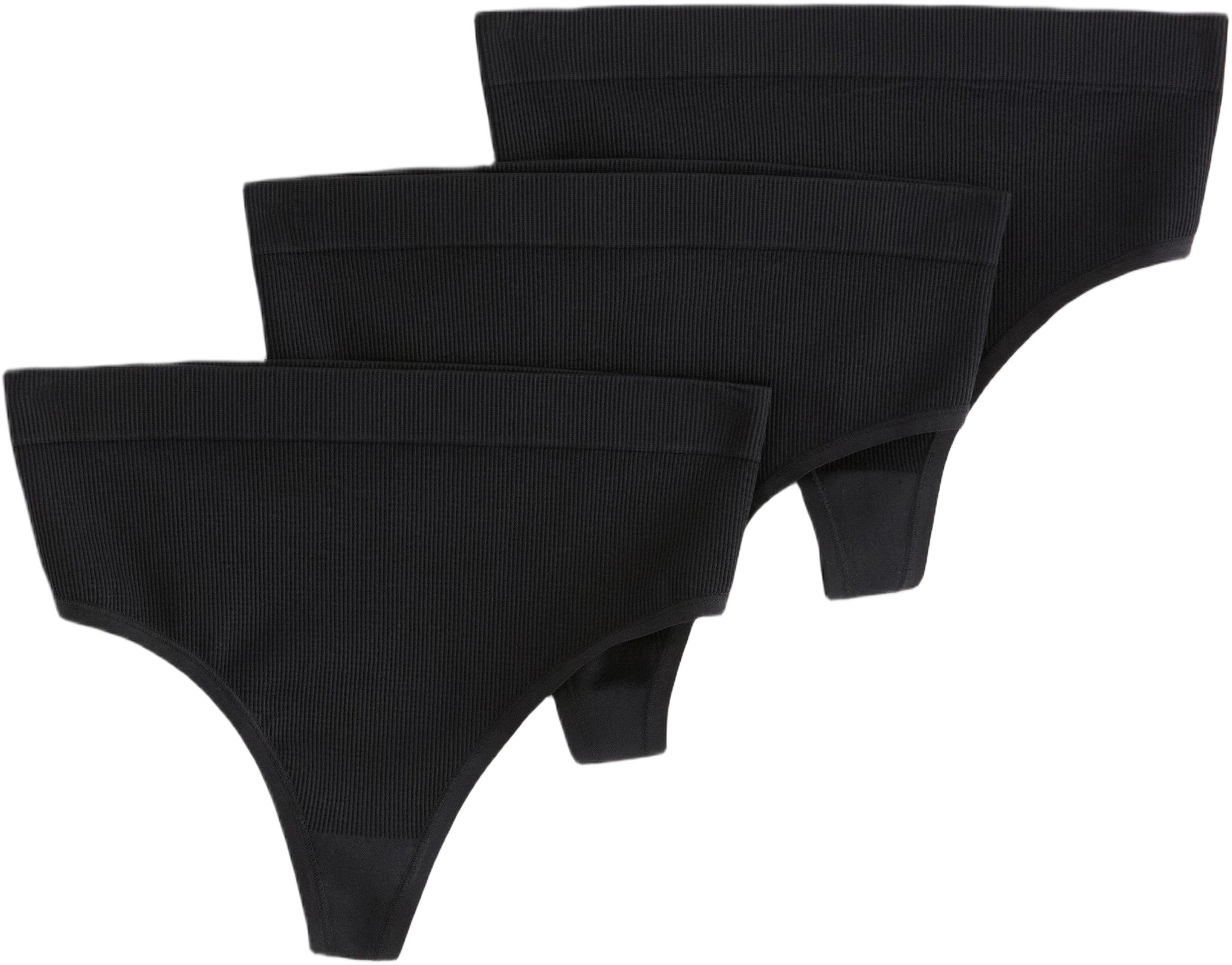 Thong With a High Waist and High le