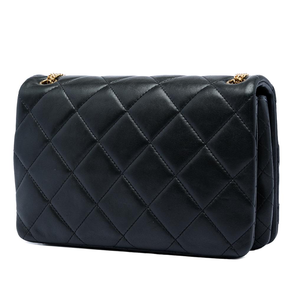 Chanel Medaillon