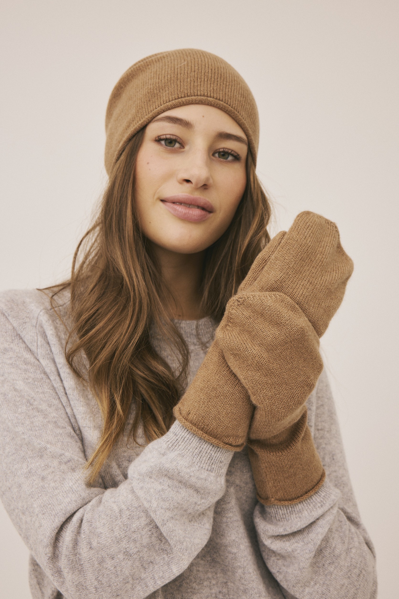 Karrie 4 100% Cashmere