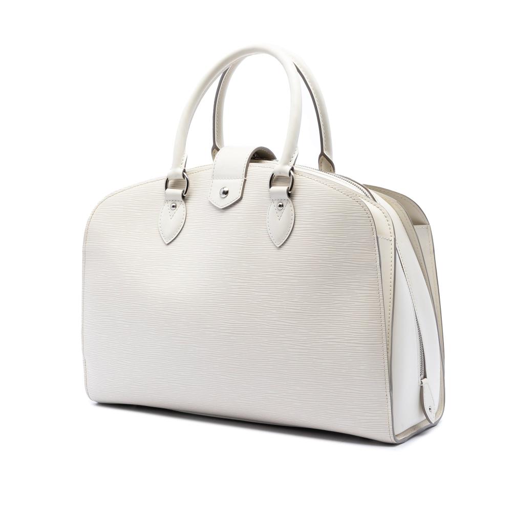 Louis Vuitton Pont Neuf