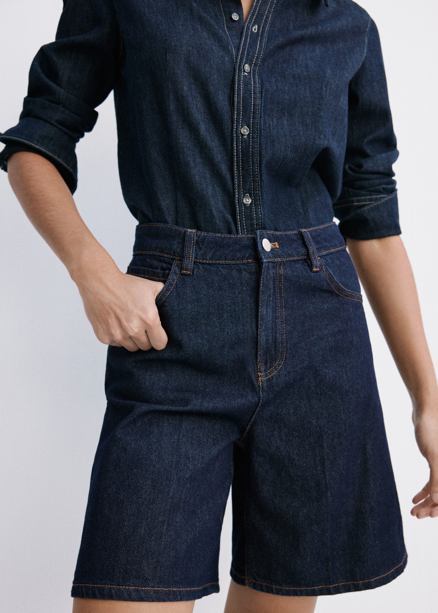 Highwaist Straight-fit Denim Short