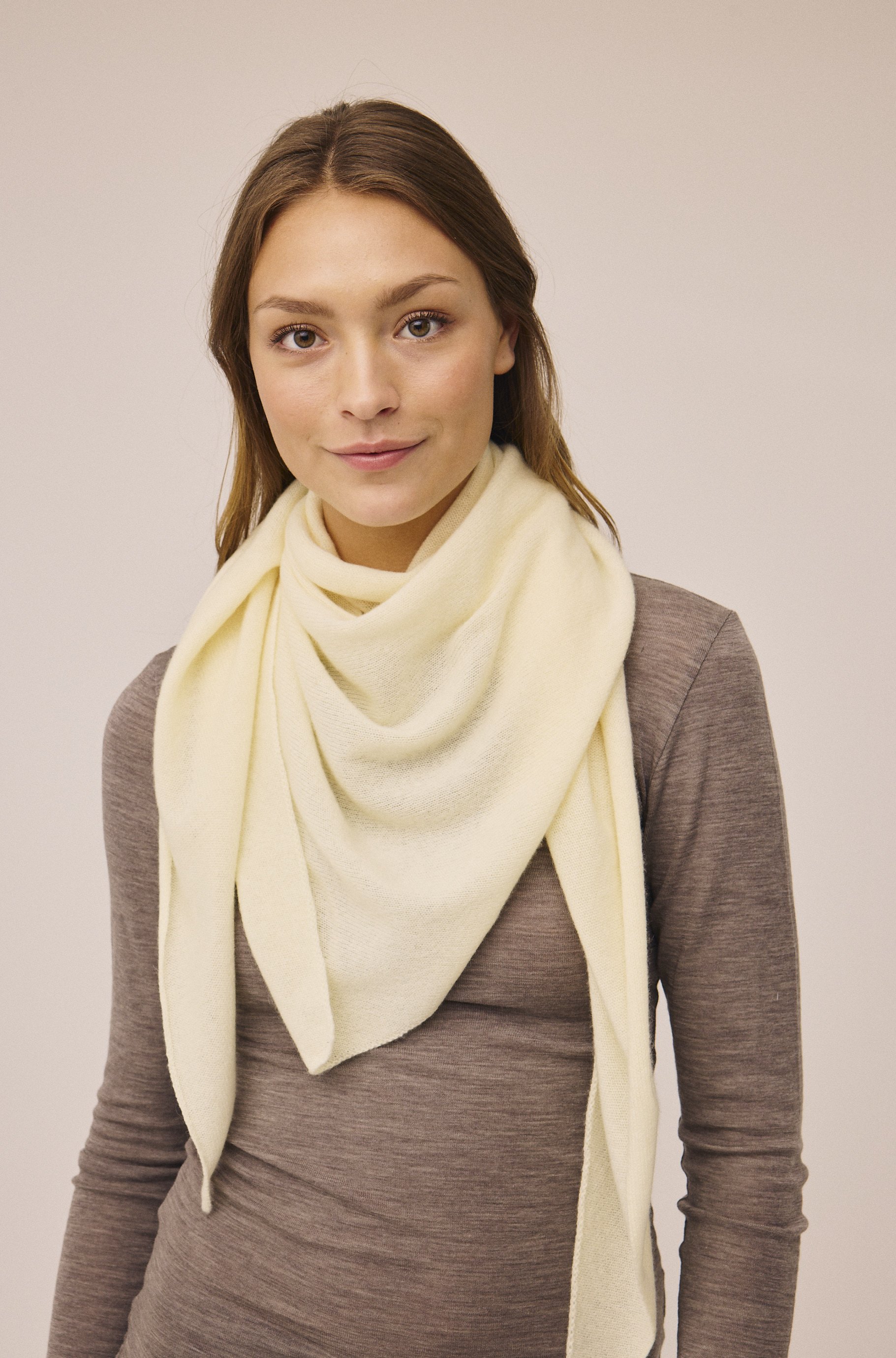 Karrie 3 100% Cashmere GCS