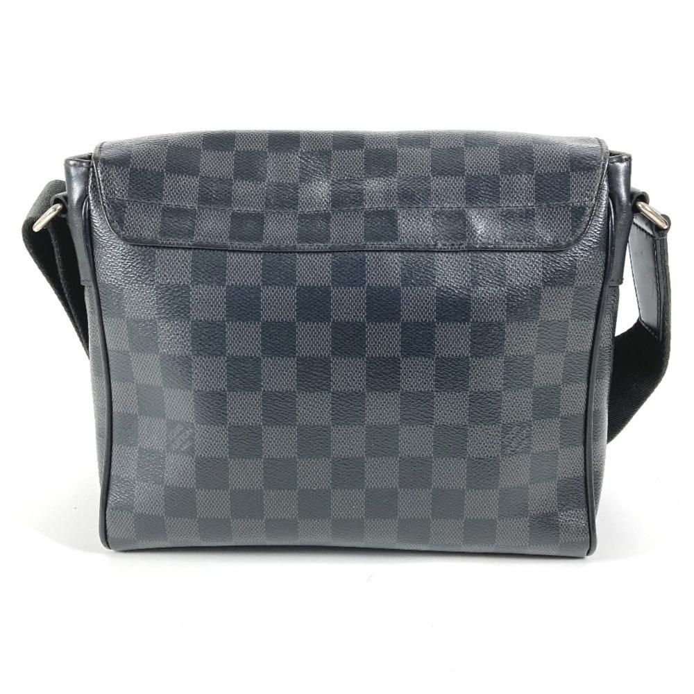 Louis Vuitton District
