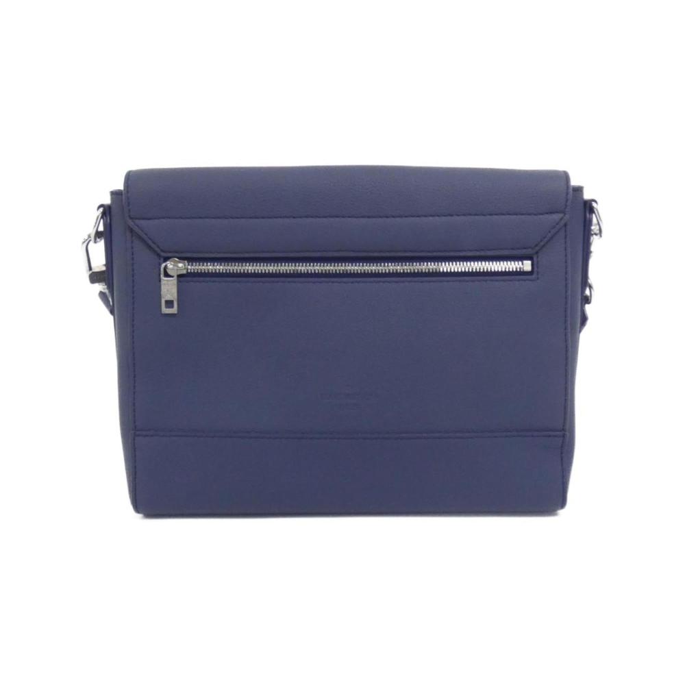 Louis Vuitton Messenger