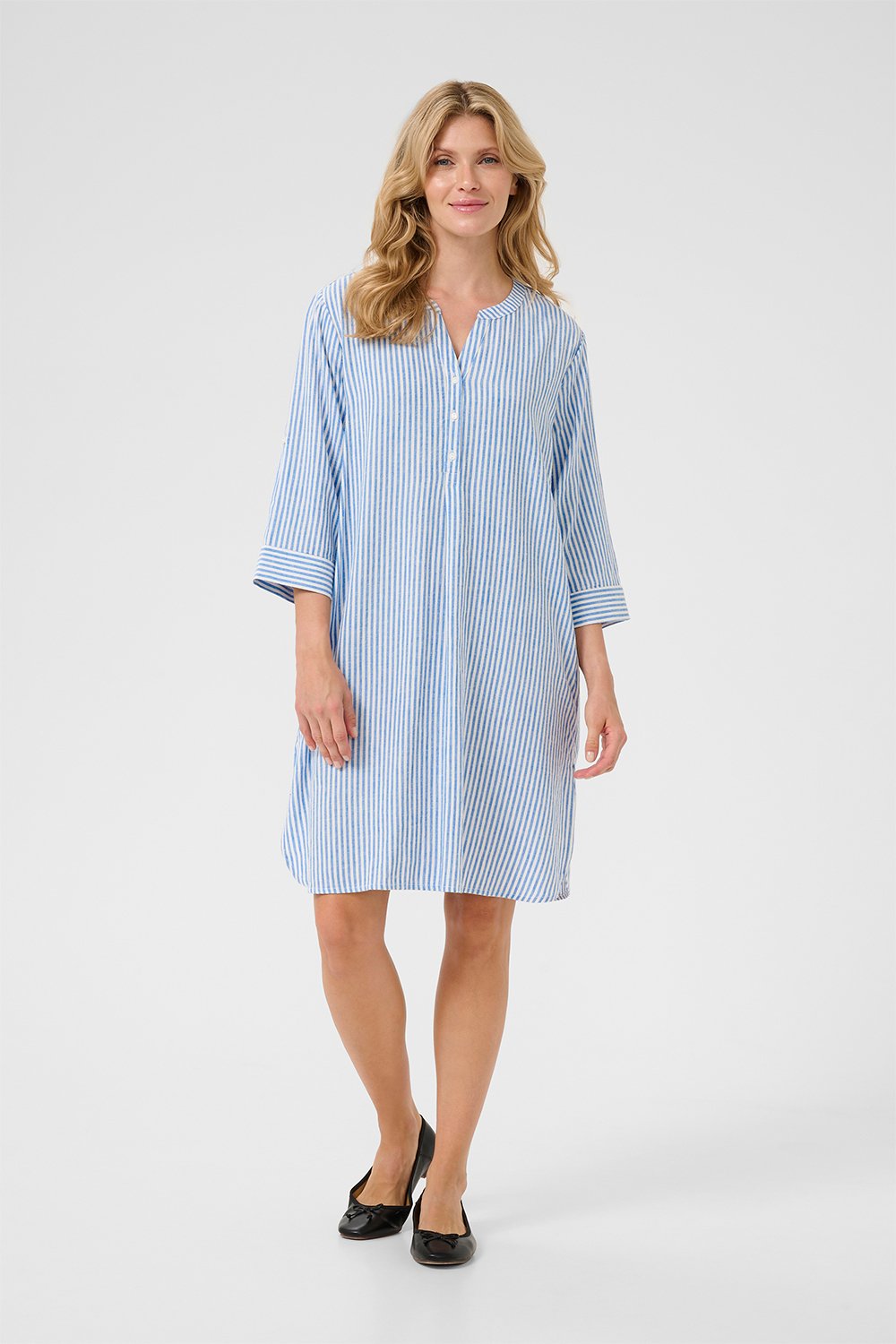 Crventa Caftan Short Dress