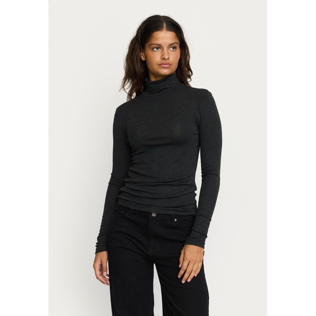Srroman Roll Neck