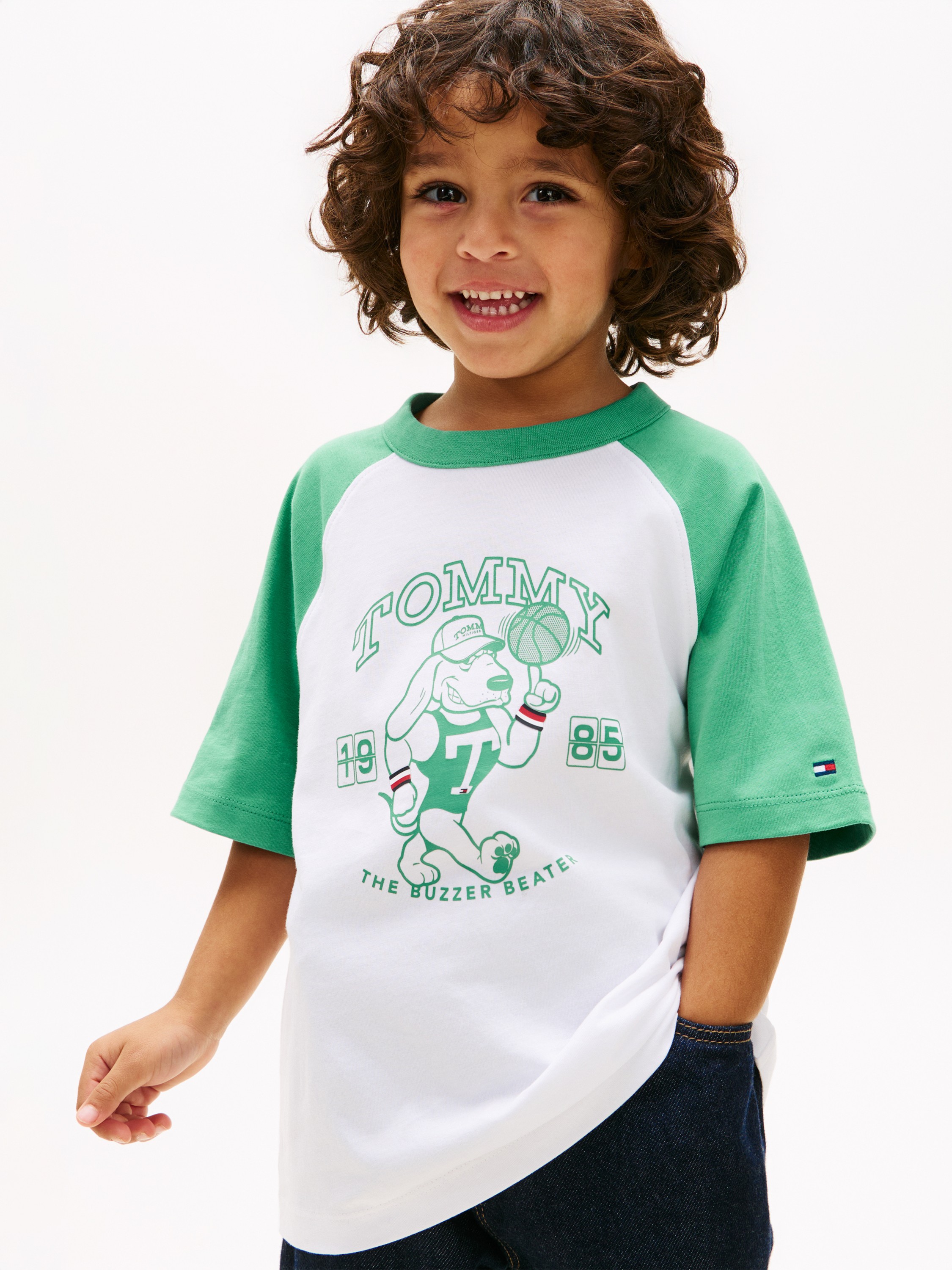 Graphic Raglan Crew Neck Tshirt