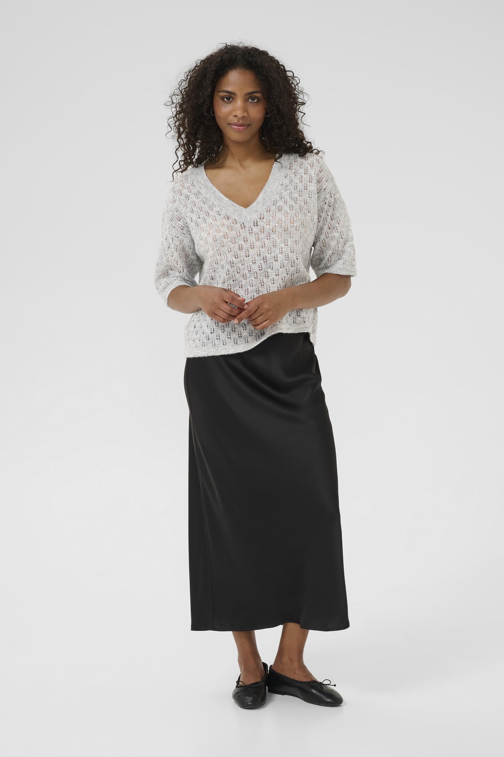Kalourine Vneck Pullover