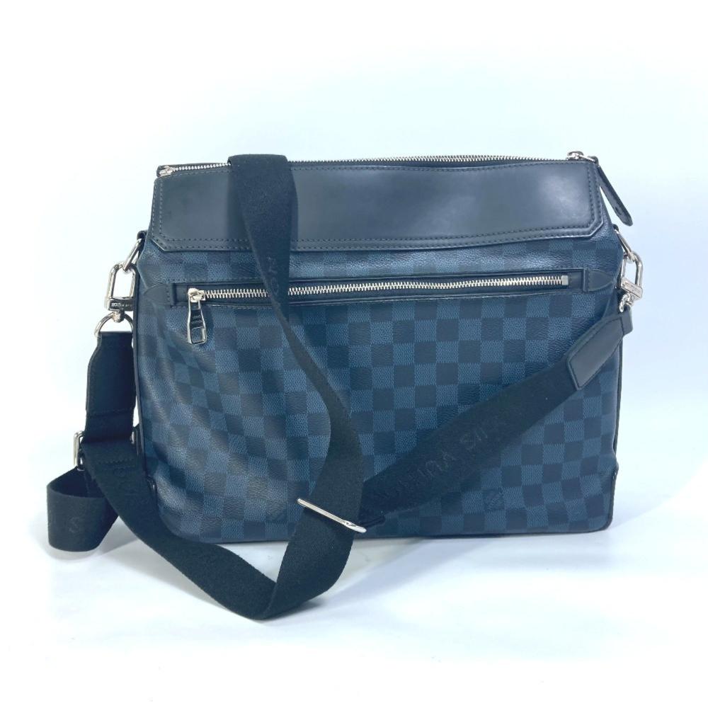 Louis Vuitton Messenger