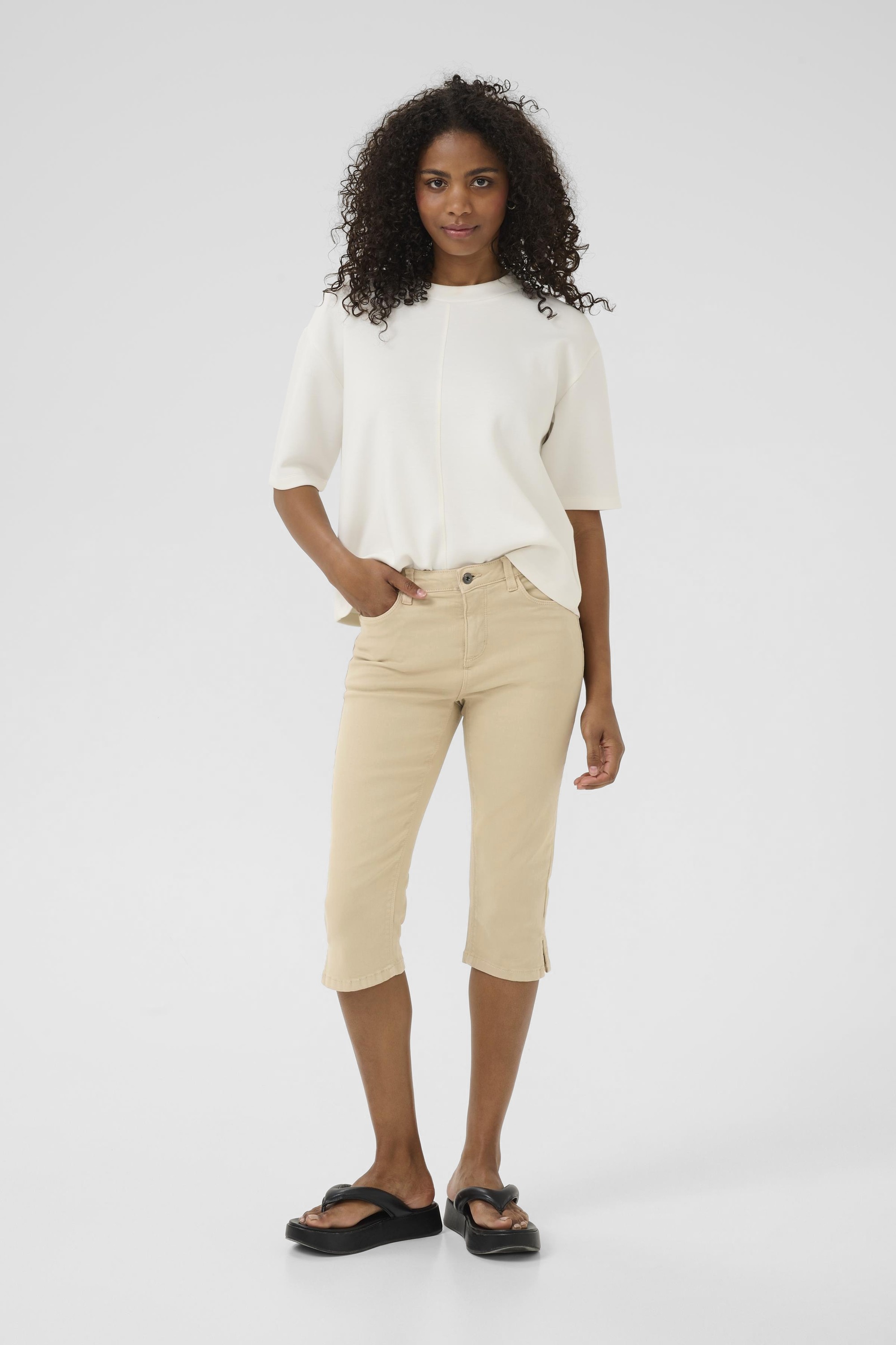 Kazelina Capri Jeans