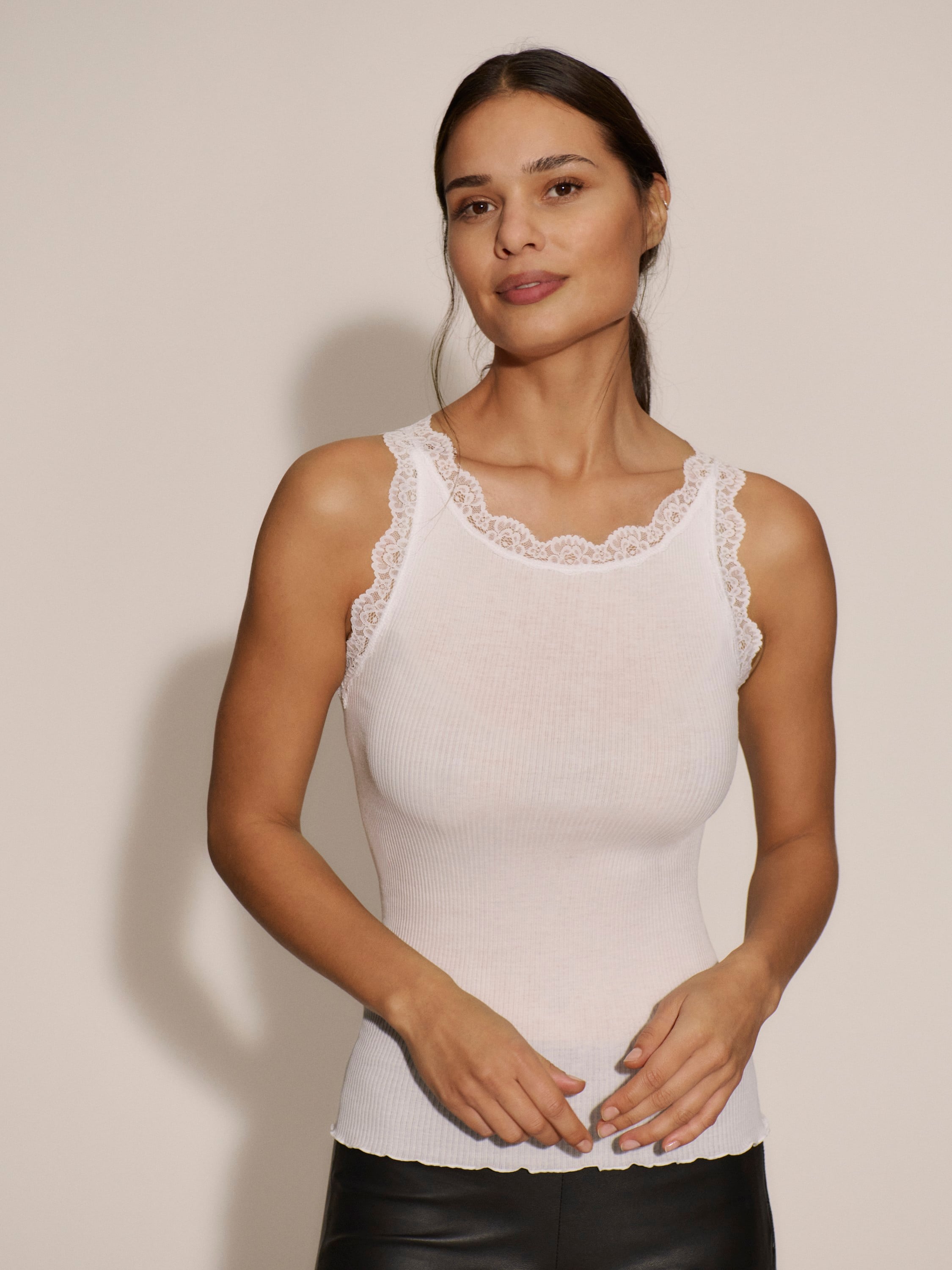 Rmwbalta Modal SL Oneck Top - DKK 179 - Spar 40%