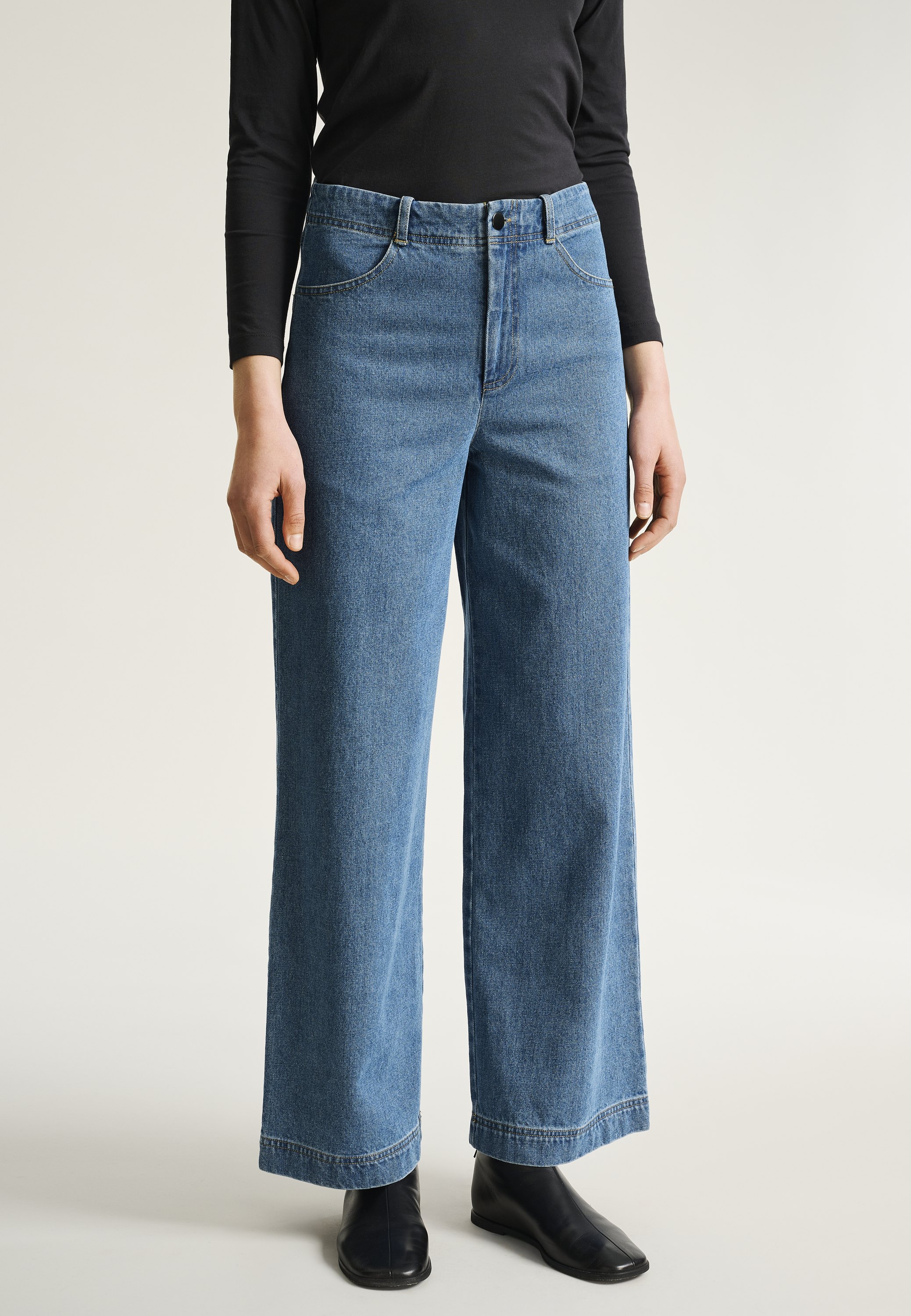 Hayato Jeans