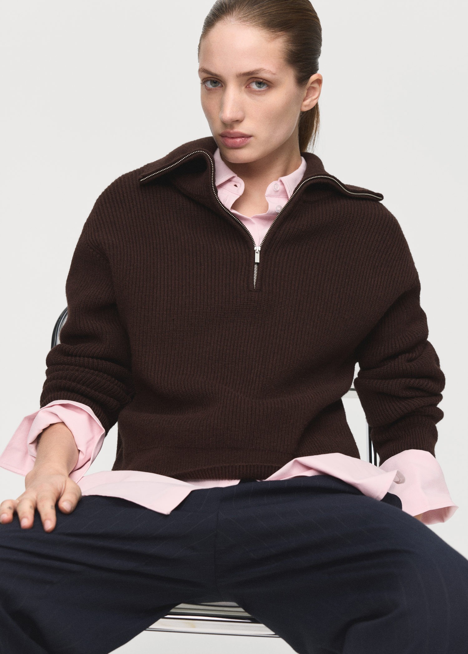 Sweater With Contrasting zip Collar