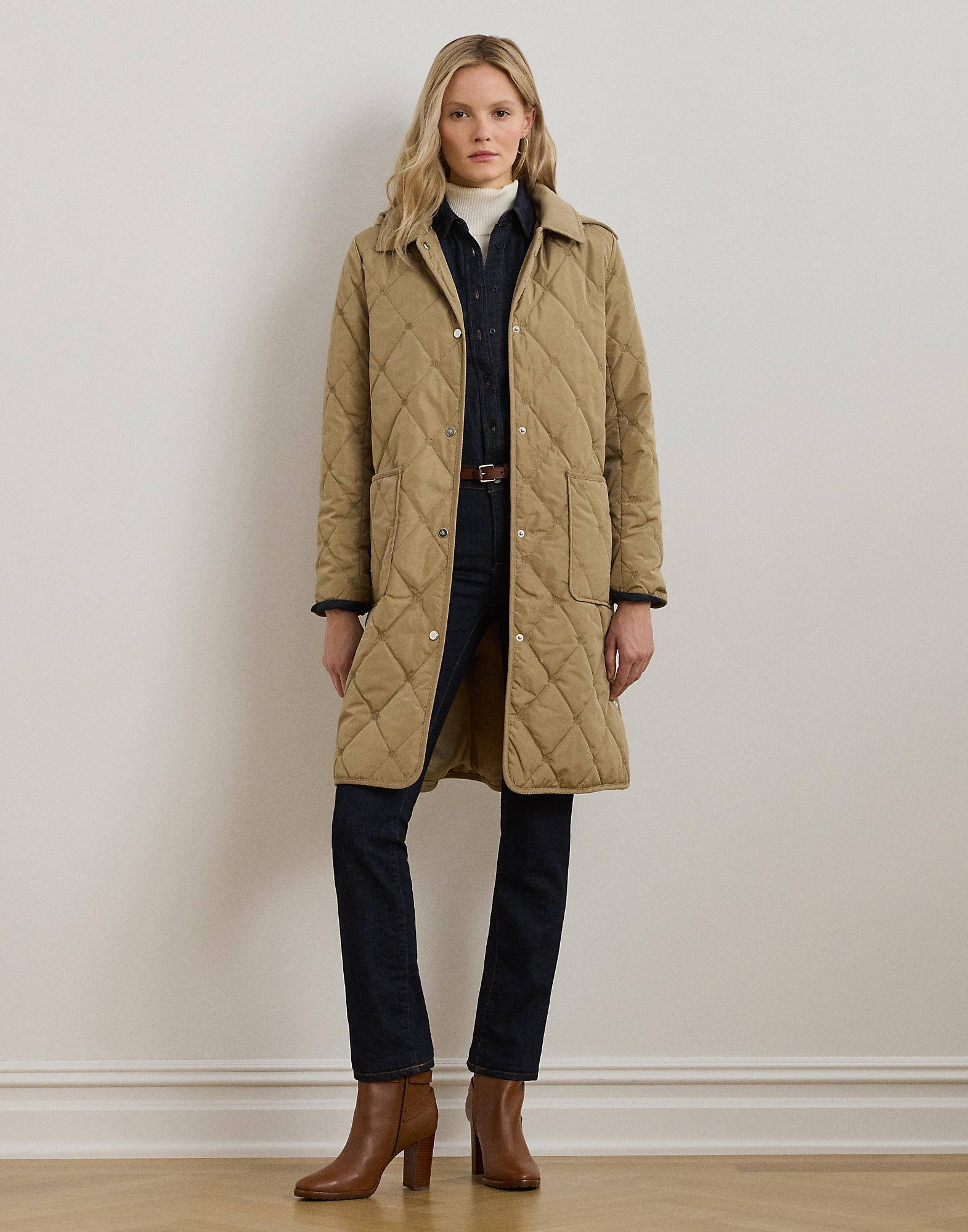 Corduroytrim Logo Quilted Hooded Coat