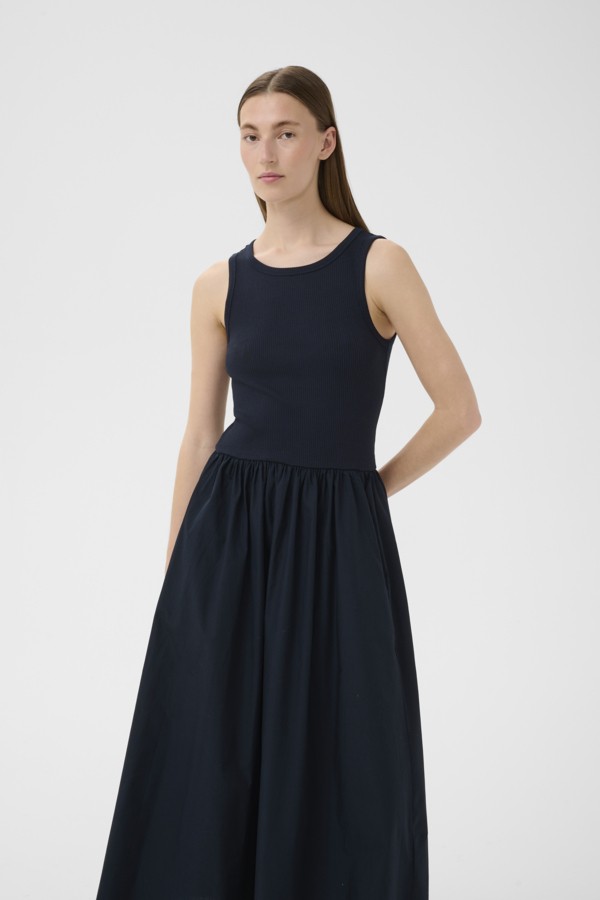 Damaiw Dress
