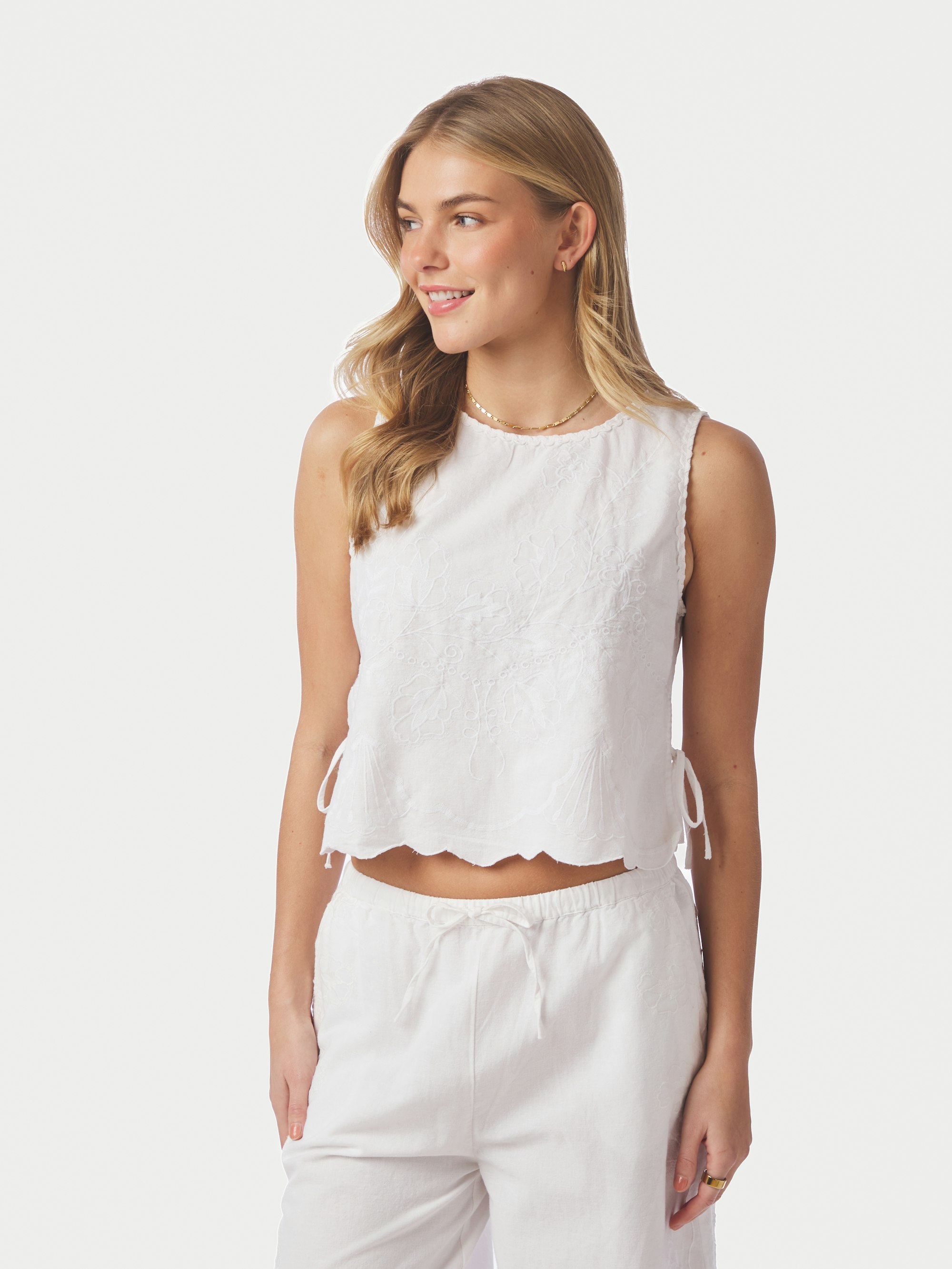 Kaelin Embroidery Top