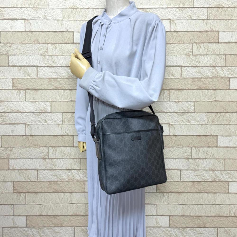 Gucci Shoulder Bag