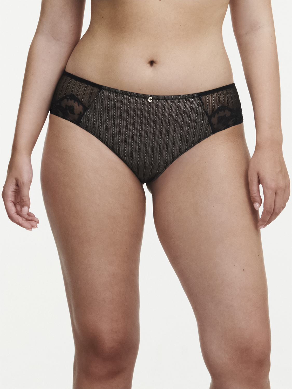 Cabaret Sauvage Shorty - Køb til DKK 138 - Spar 70%