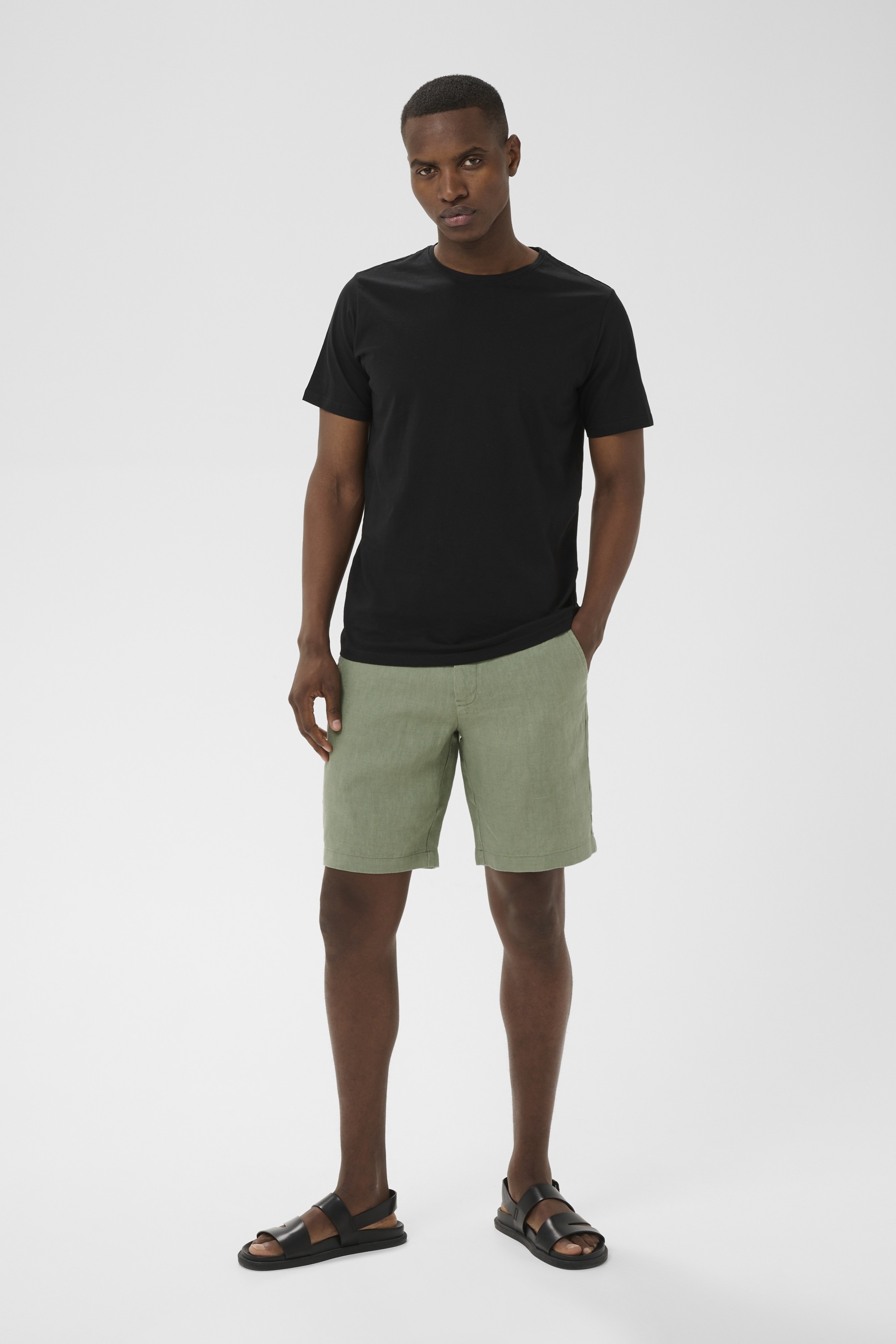 Maharlow Short